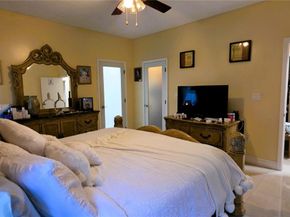 5769 NW 99th Ave, Doral FL 33178