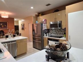 5769 NW 99th Ave, Doral FL 33178