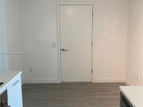 501 NE 31st St 2402, Miami FL 33137