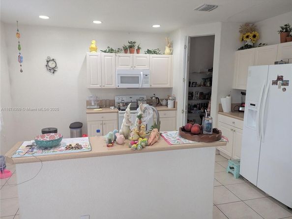 8496 SW 29th St 104, Miramar FL 33025