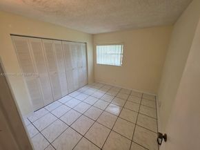 7959 NW 41st Ct, Sunrise FL 33351