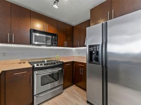 10 Aragon Ave 1107, Coral Gables FL 33134