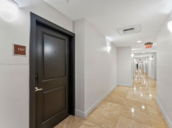 10 Aragon Ave 1107, Coral Gables FL 33134