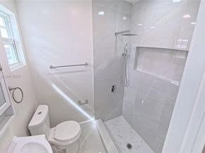 1575 W 6th Ave, Hialeah FL 33010
