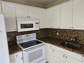 251 SW 132 Way 417H, Pembroke Pines FL 33027
