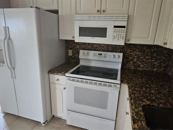 251 SW 132 Way 417H, Pembroke Pines FL 33027