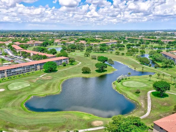 251 SW 132 Way 417H, Pembroke Pines FL 33027