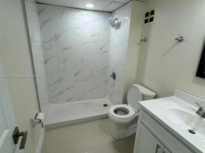 7925 Fairview Dr 102, Tamarac FL 33321