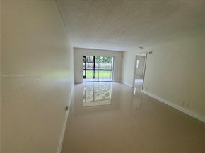 7925 Fairview Dr 102, Tamarac FL 33321