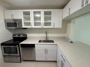 7925 Fairview Dr 102, Tamarac FL 33321