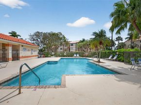 3400 N Pinewalk Dr N 923, Margate FL 33063
