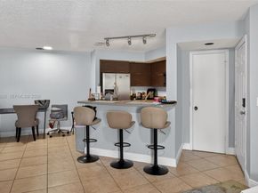 3400 N Pinewalk Dr N 923, Margate FL 33063