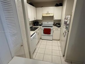 8050 NW 8th St 1407, Miami FL 33126