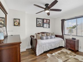 9375 NW 18th Ct, Plantation FL 33322