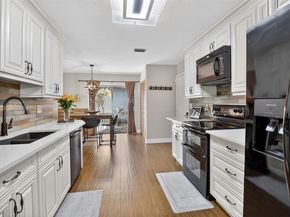 9375 NW 18th Ct, Plantation FL 33322