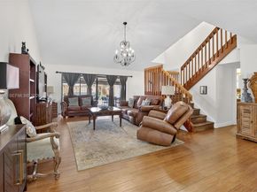 9375 NW 18th Ct, Plantation FL 33322