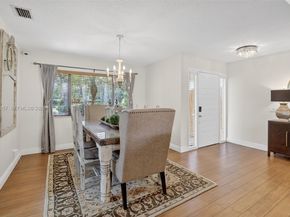 9375 NW 18th Ct, Plantation FL 33322