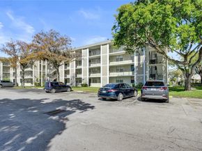 2900 NW 48th Ter 402, Lauderdale Lakes FL 33313