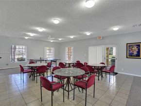 251 S Cypress Rd 141, Pompano Beach FL 33060