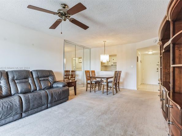 251 S Cypress Rd 141, Pompano Beach FL 33060