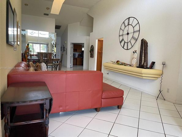 6113 Greenspointe Dr 10, Boynton Beach FL 33437