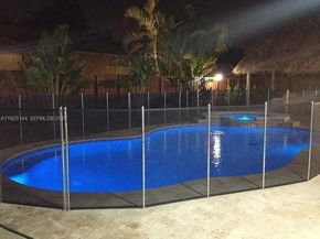 15413 SW 116th Ter, Miami FL 33196