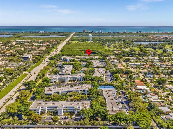 1400 Sheridan St 24J, Hollywood FL 33020