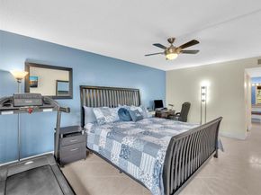 1400 Sheridan St 24J, Hollywood FL 33020