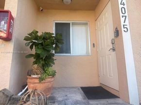4075 Coral Springs Dr 5, Coral Springs FL 33065