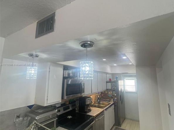 4075 Coral Springs Dr 5, Coral Springs FL 33065