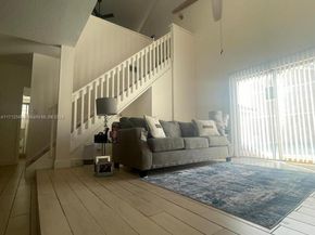 4075 Coral Springs Dr 5, Coral Springs FL 33065