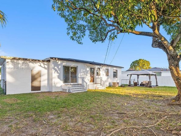 14760 Fillmore St, Miami FL 33176