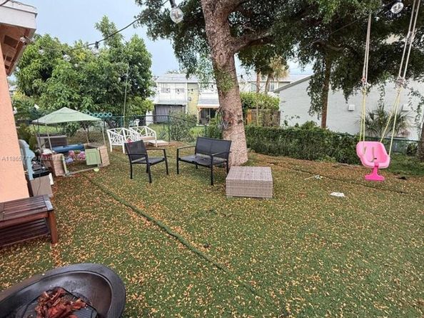 4030 Eastridge Cir, Deerfield Beach FL 33064