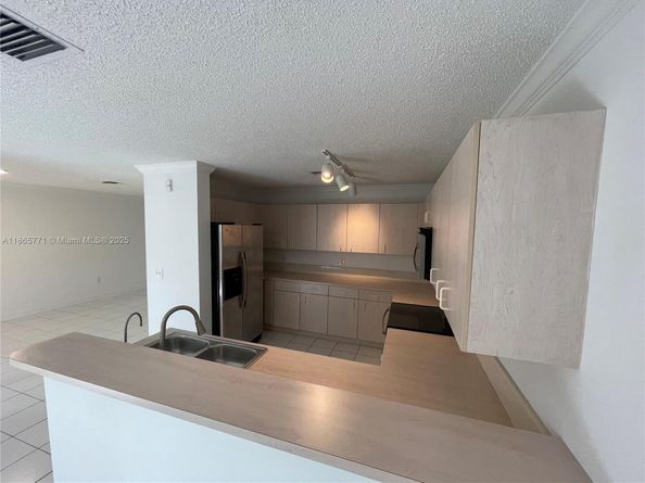 4030 Eastridge Cir, Deerfield Beach FL 33064