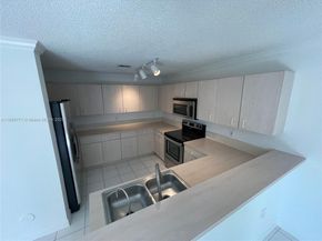 4030 Eastridge Cir, Deerfield Beach FL 33064