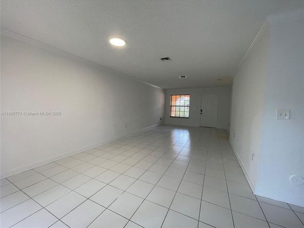 4030 Eastridge Cir, Deerfield Beach FL 33064