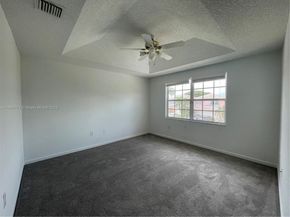 4030 Eastridge Cir, Deerfield Beach FL 33064