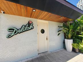 999 Brickell Bay Dr 805, Miami FL 33131