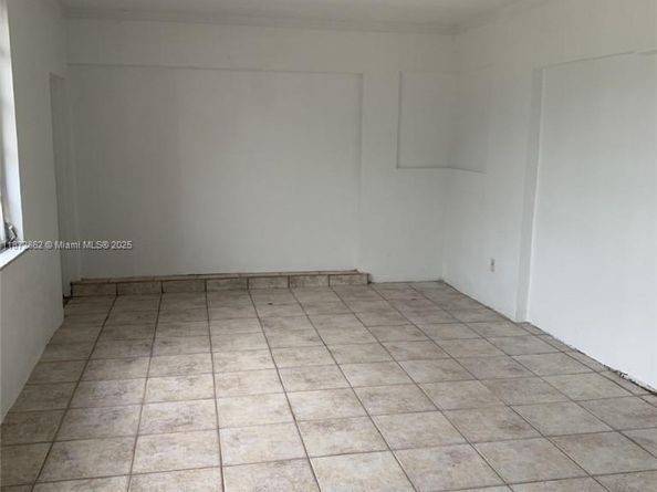 4361 NW 35th Ter, Lauderdale Lakes FL 33309