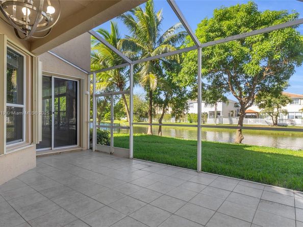 5364 NW 120th Ave, Coral Springs FL 33076