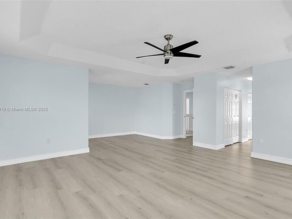 5364 NW 120th Ave, Coral Springs FL 33076