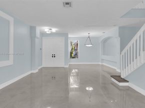 5364 NW 120th Ave, Coral Springs FL 33076