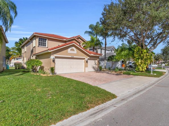5364 NW 120th Ave, Coral Springs FL 33076