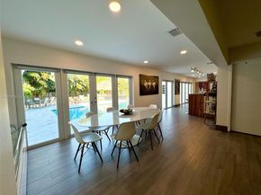 7650 SW 78th Ct, Miami FL 33143