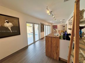 7650 SW 78th Ct, Miami FL 33143