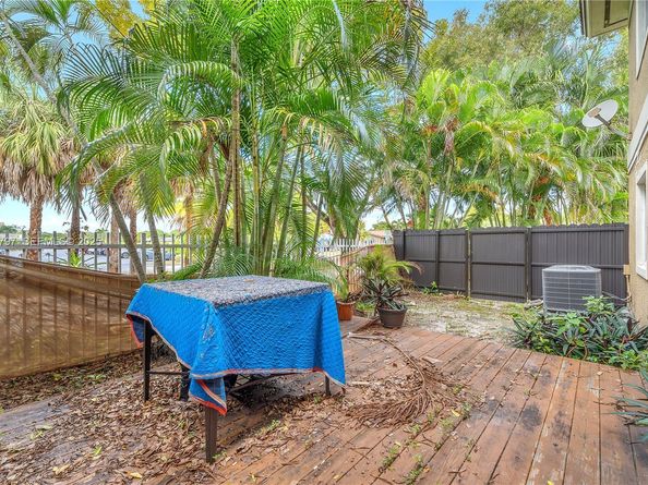 4950 Washington St 1, Hollywood FL 33021