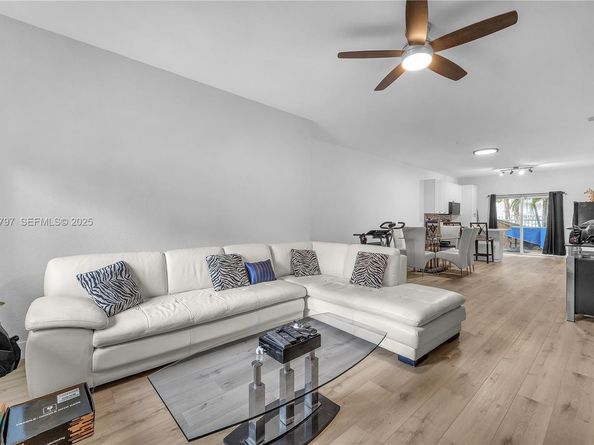 4950 Washington St 1, Hollywood FL 33021