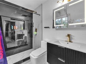 4950 Washington St 1, Hollywood FL 33021