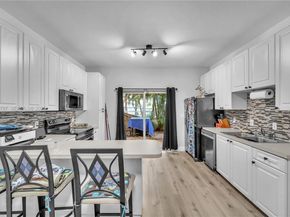 4950 Washington St 1, Hollywood FL 33021