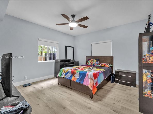 4950 Washington St 1, Hollywood FL 33021